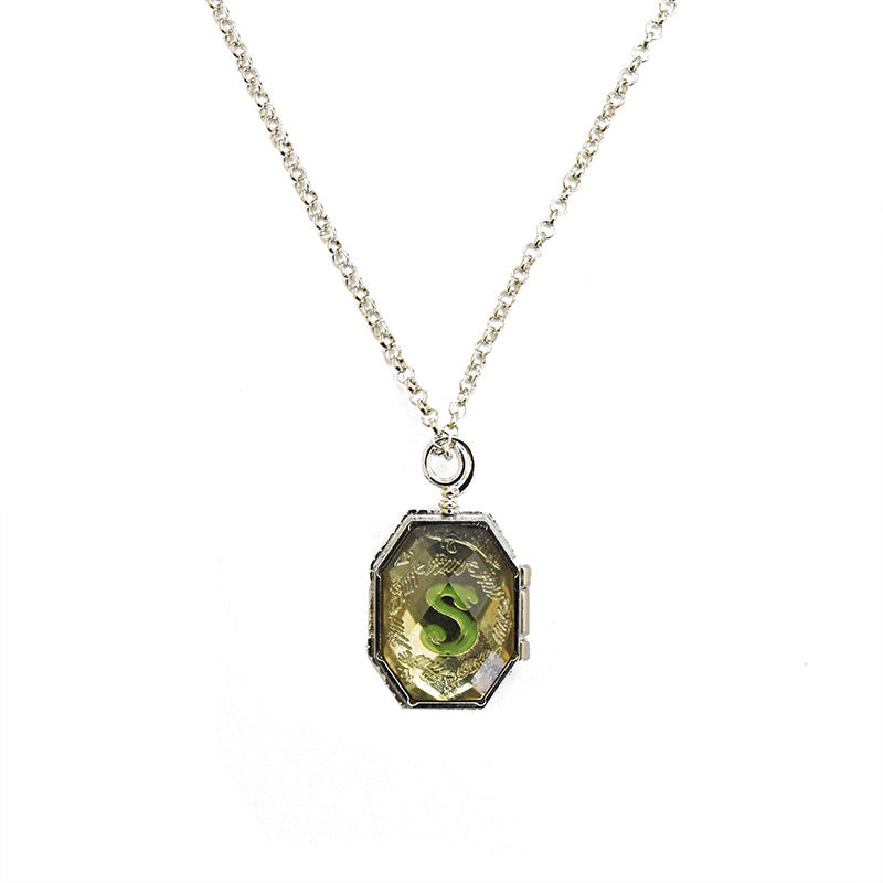 Wholesale Creative Design Horcrux Pendant Box Keychains
